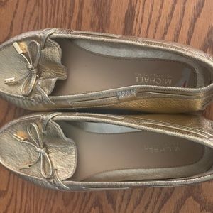 MK GOLD SHOES NEW NEVER WORN GOT THE WRONG SIZE THEY SIZE 6M